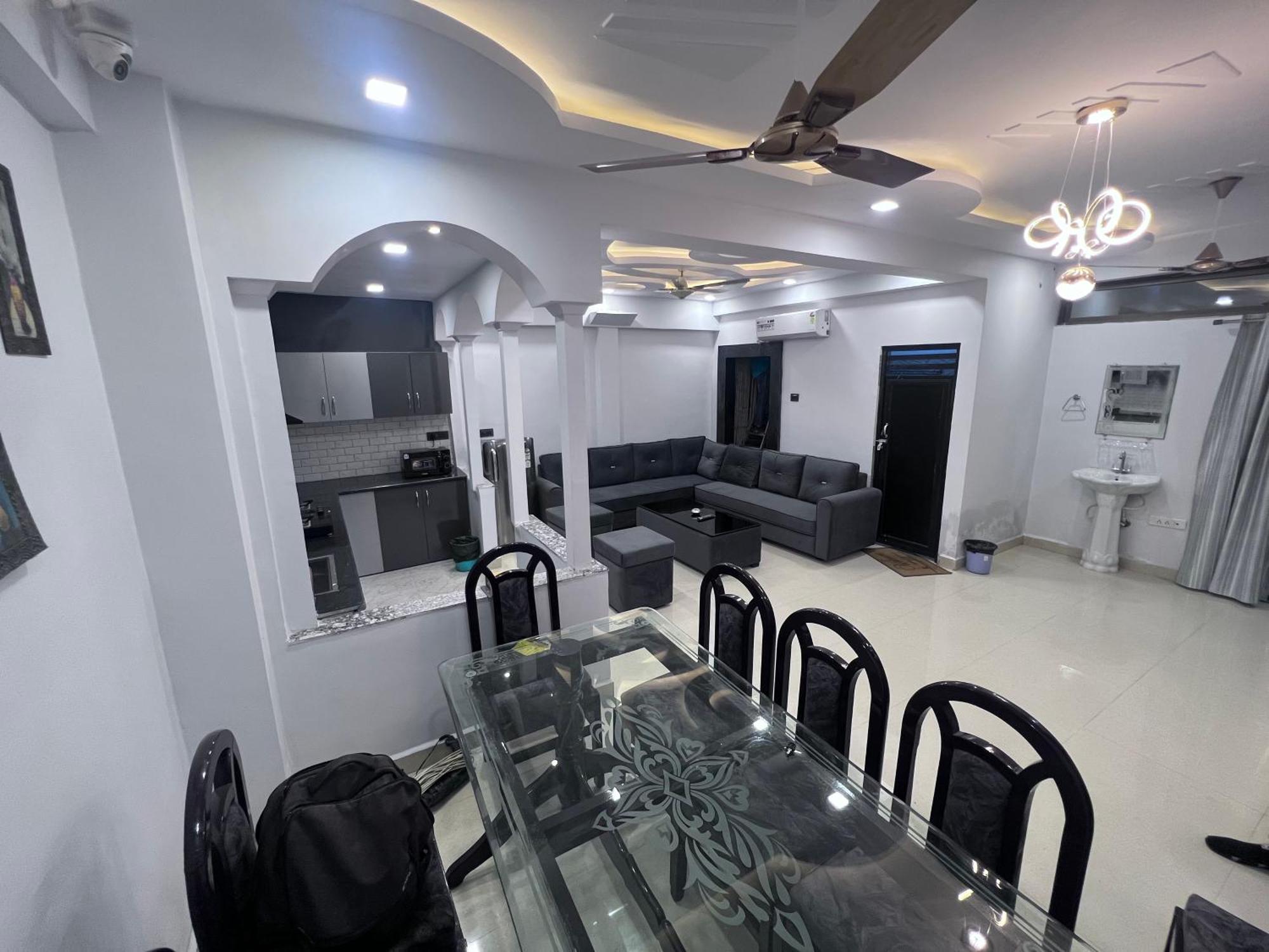 J K Apartment Αλλαχαμπάντ Εξωτερικό φωτογραφία