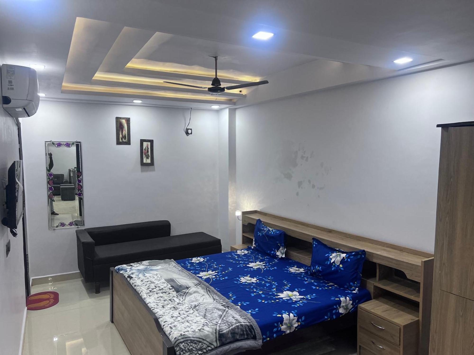 J K Apartment Αλλαχαμπάντ Εξωτερικό φωτογραφία