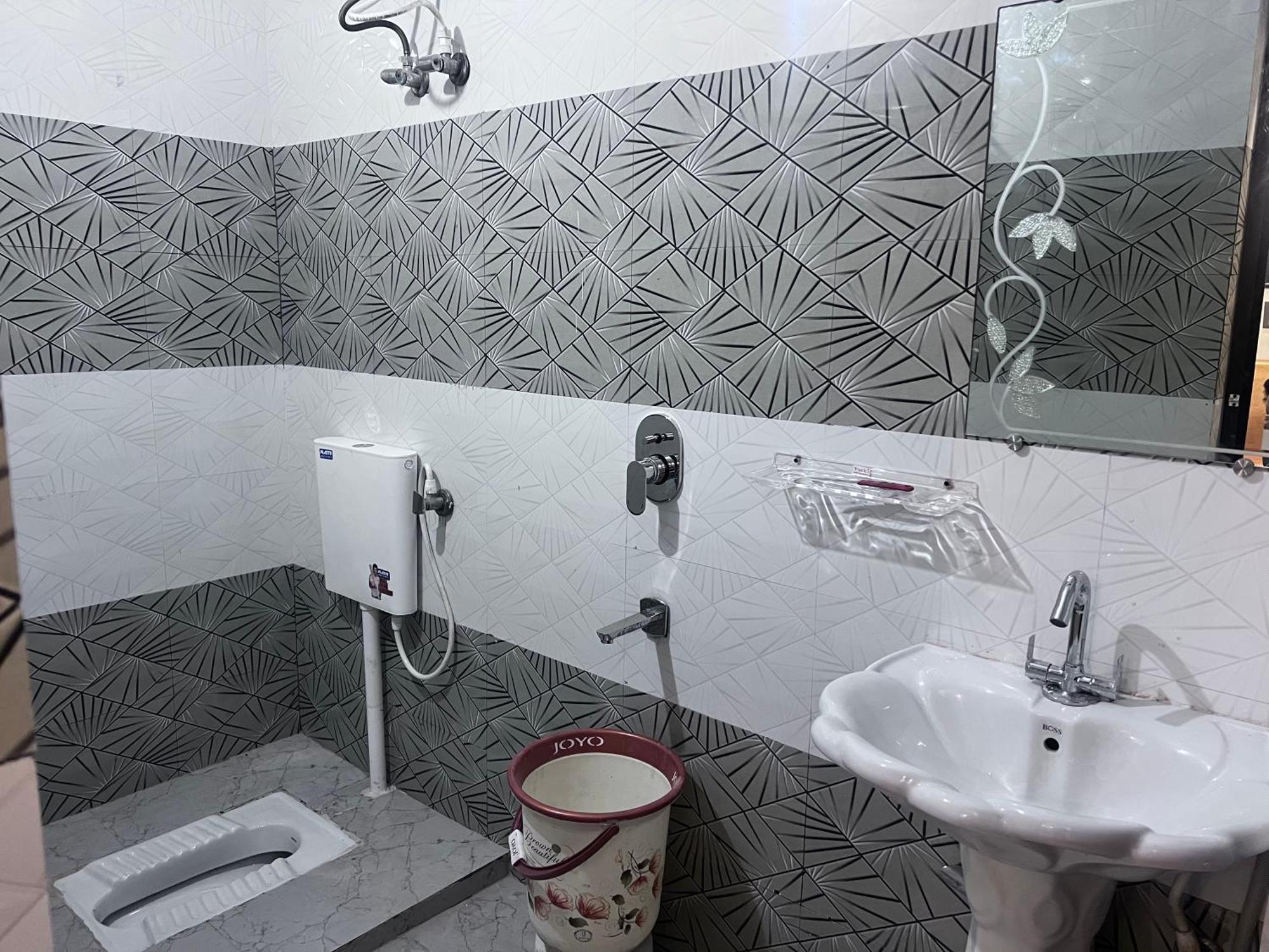 J K Apartment Αλλαχαμπάντ Εξωτερικό φωτογραφία