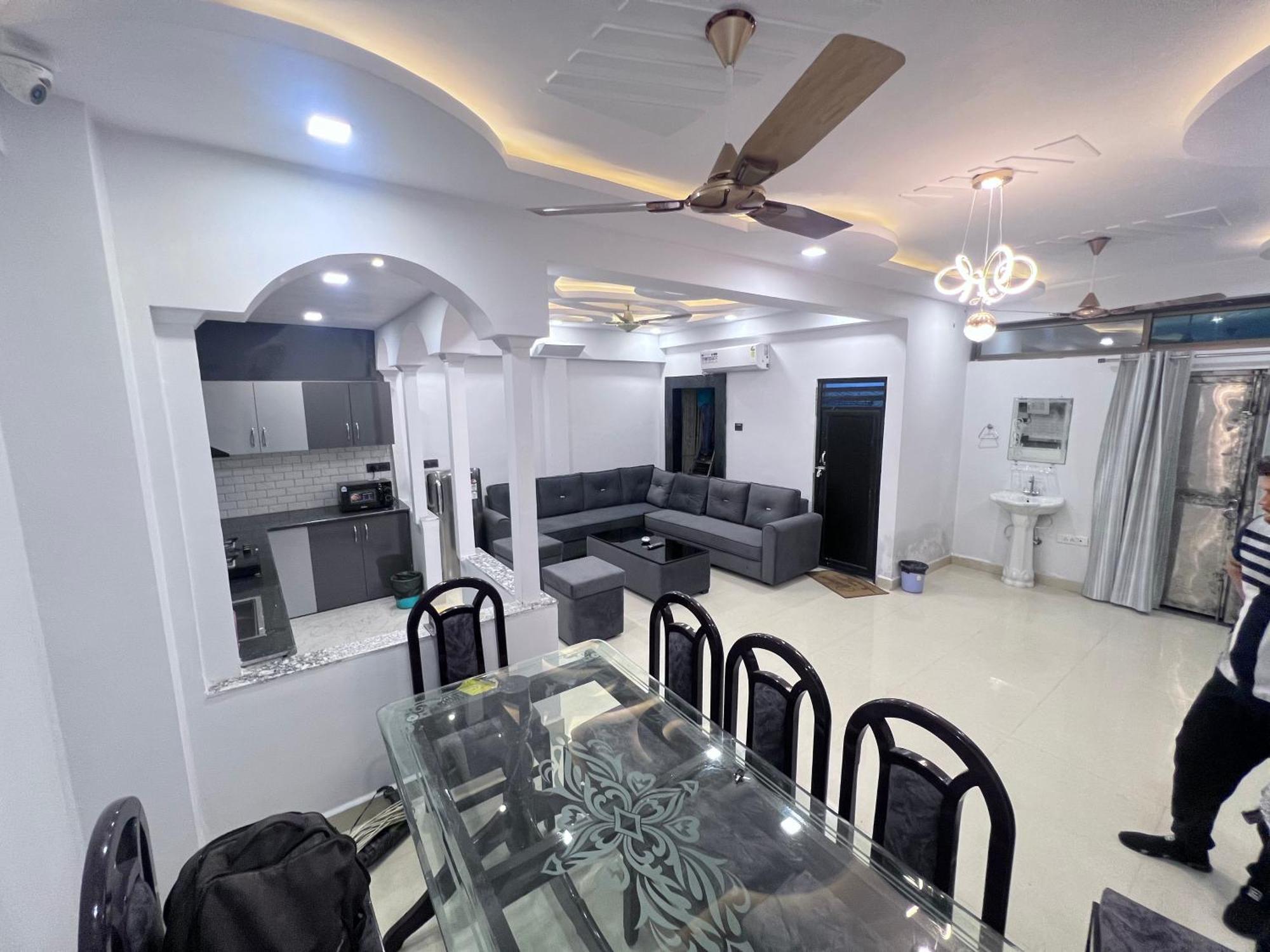 J K Apartment Αλλαχαμπάντ Εξωτερικό φωτογραφία