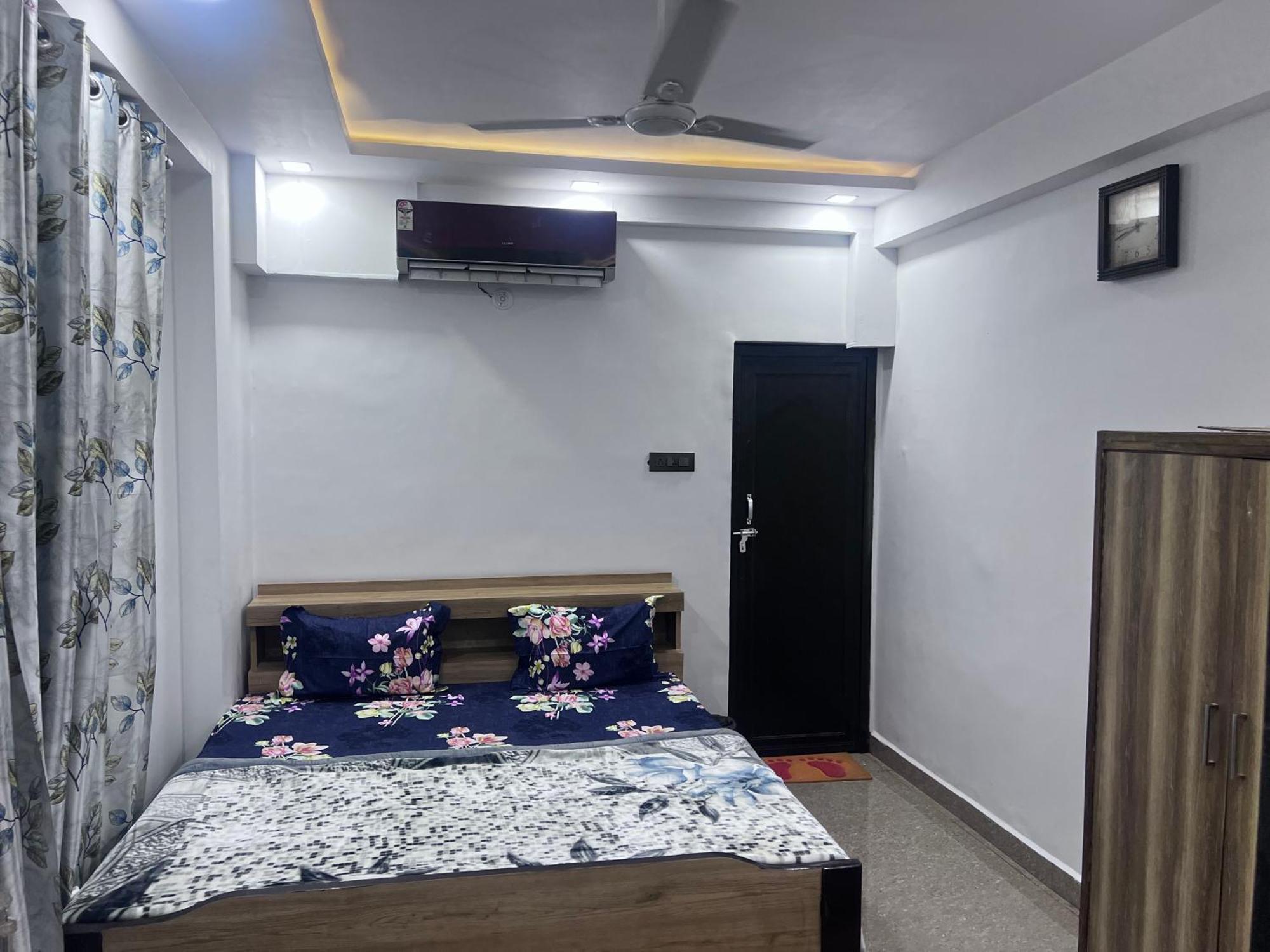 J K Apartment Αλλαχαμπάντ Εξωτερικό φωτογραφία